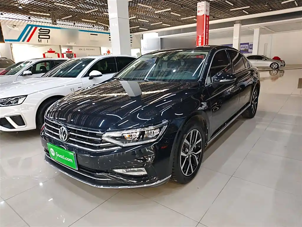 Volkswagen Magotan 2020 330TSI DSG Leading фото 2