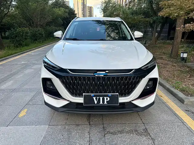 Changan Oshan X7 PLUS 1.5T, Blue Whale, Люкс, автомат
