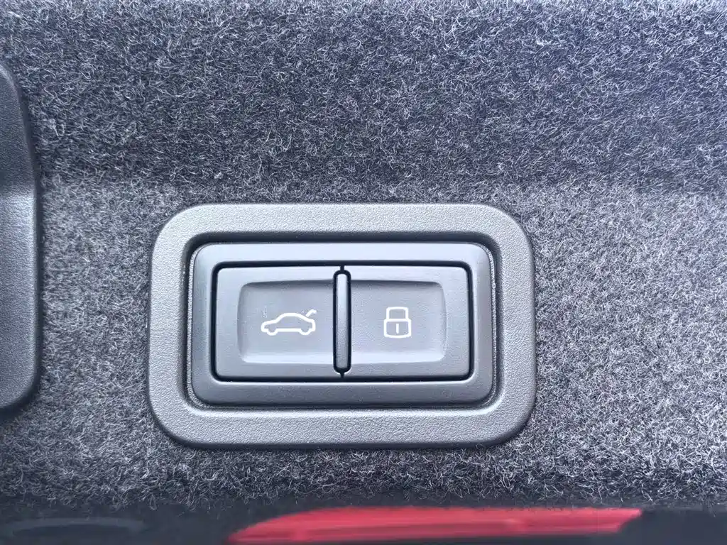 Audi A6L 2025 45 TFSI Premium Sport фото 25