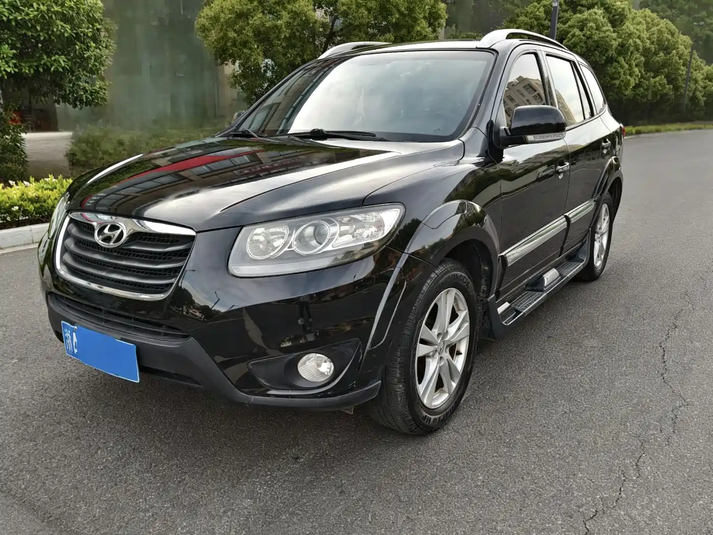 Hyundai Santa Fe Classic 2010 2.4 Luxury 7-Seater AWD