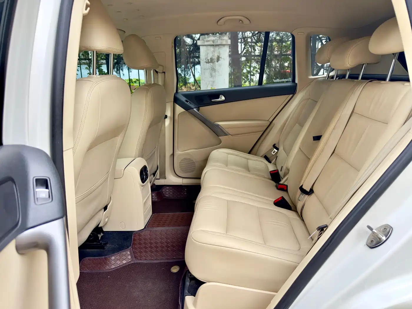 Volkswagen Tiguan 2012 1.8TSI Automatic 2WD Trend Edition фото 12