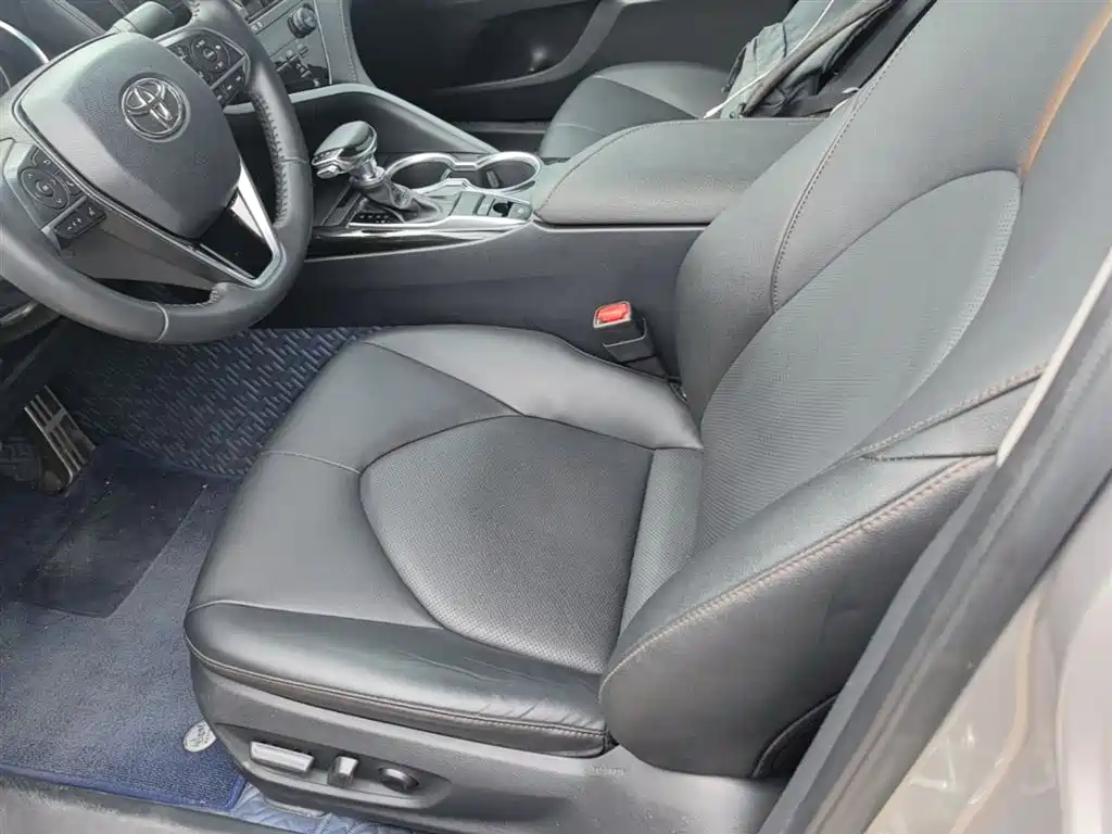 Toyota Camry 2021 2.0G Luxury Edition фото 15