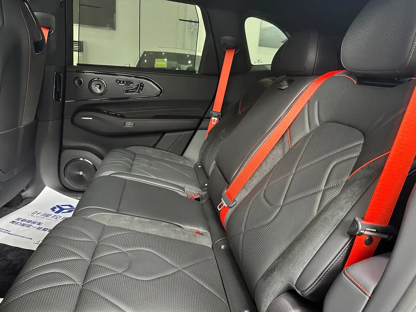 Zeekr 8X 2026 Model Dark Edition 5-Seater фото 10