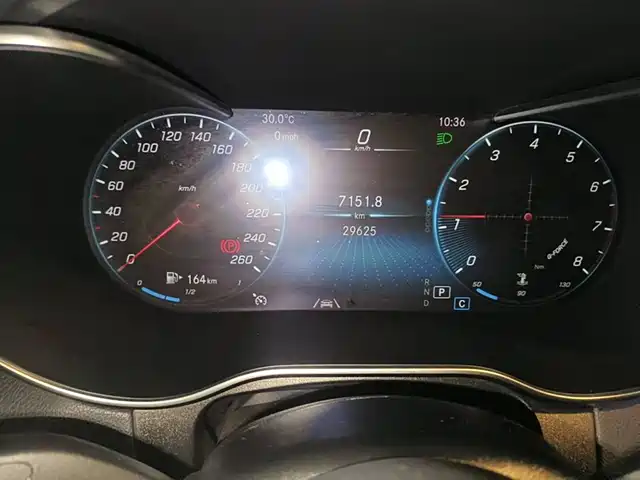 Mercedes-Benz GLC Coupe 2021 GLC 300 4MATIC Coupe SUV — фото 4