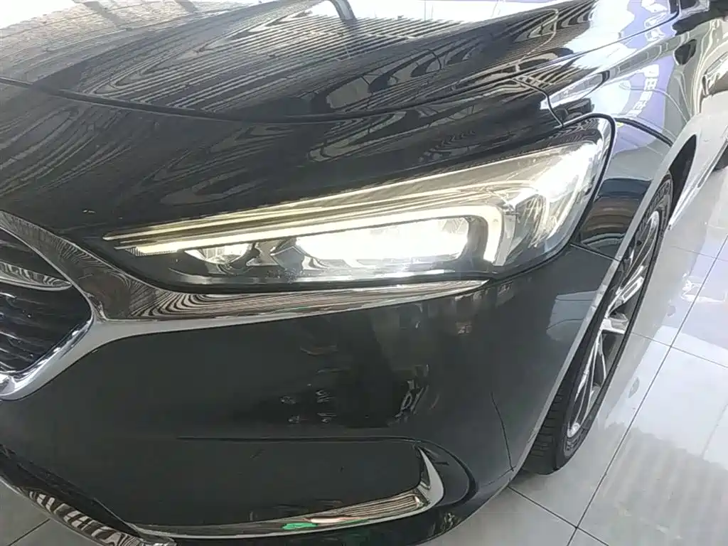 Buick LaCrosse 2021 652T Luxury Edition фото 24
