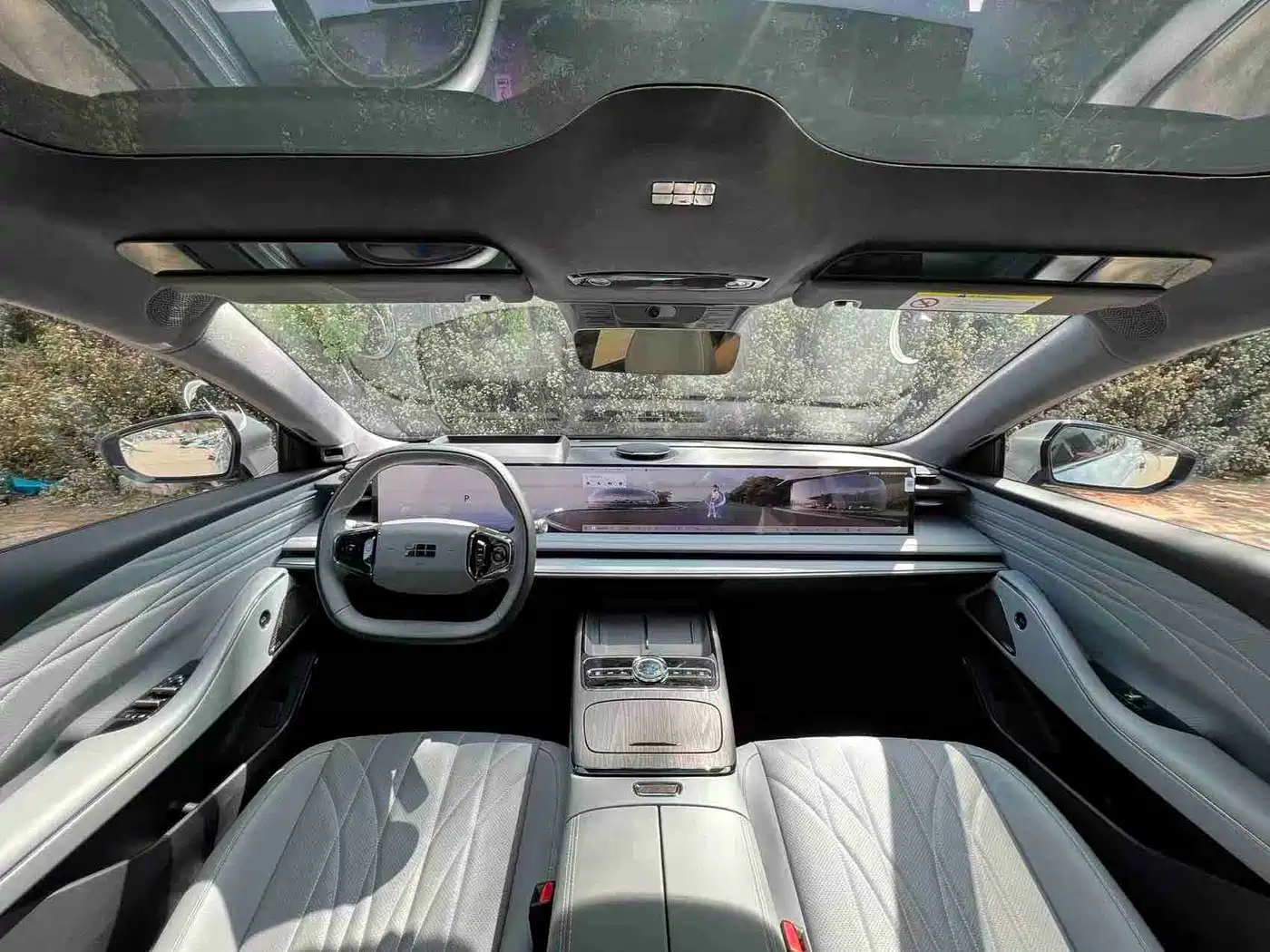 Geely Galaxy Galaxy E8 2025 700km Long Voyage Smart Drive Edition фото 5