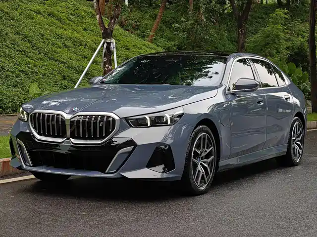  BMW BMW i5 2024 eDrive 35L M Sport Package