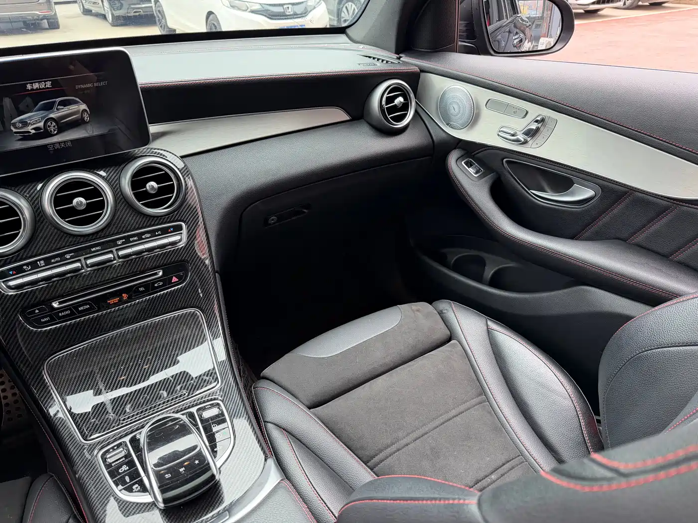 Mercedes-Benz GLC AMG 2017 AMG GLC 43 4MATIC фото 11