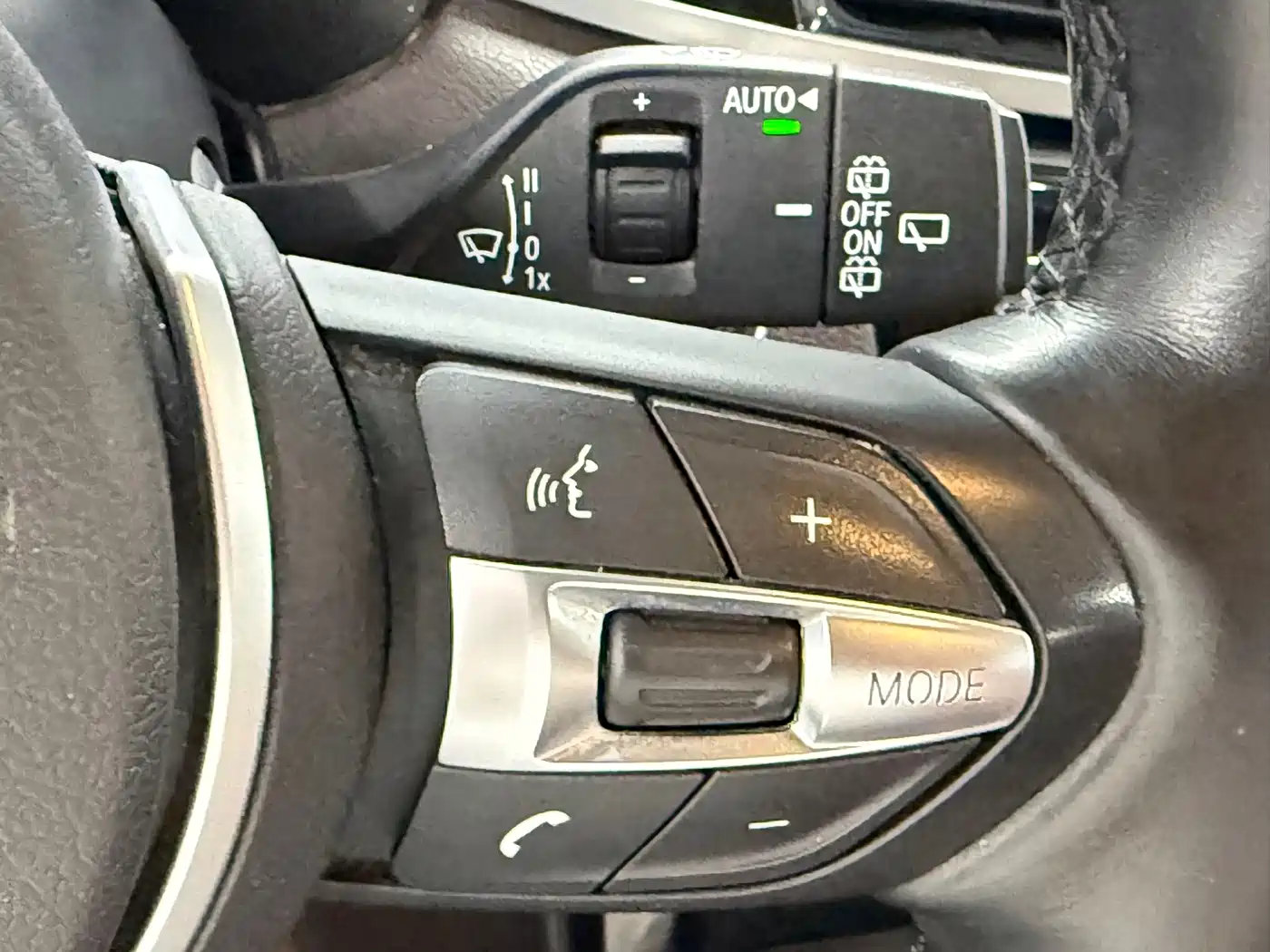 BMW X1 2022 sDrive20Li Premium фото 12