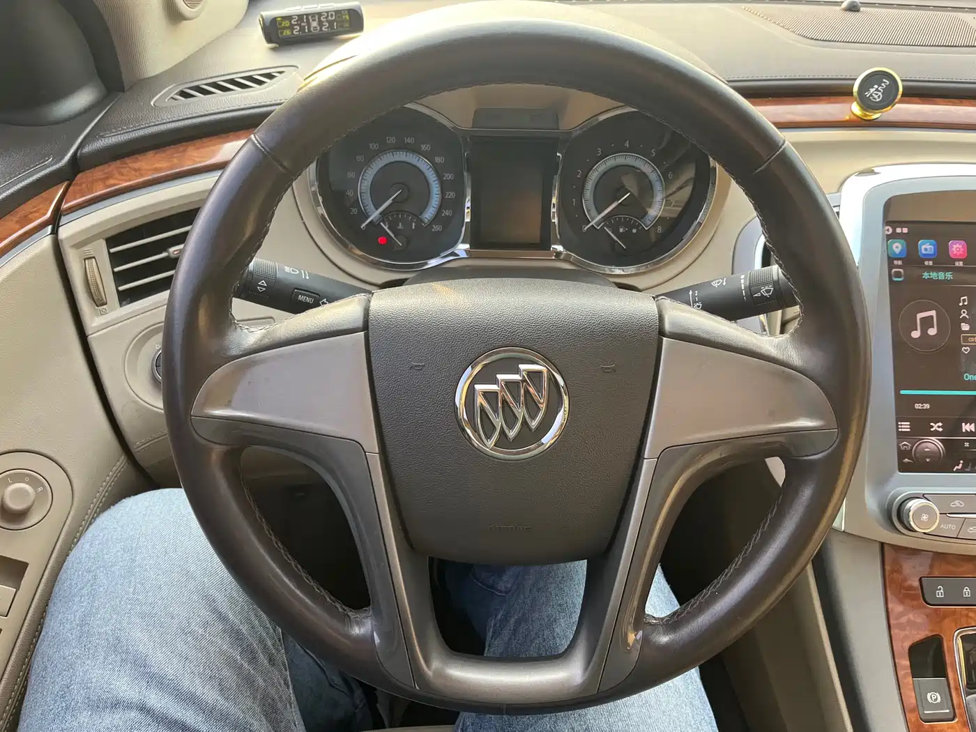 Buick LaCrosse 2012 2.4L SIDI Elegance Edition фото 17