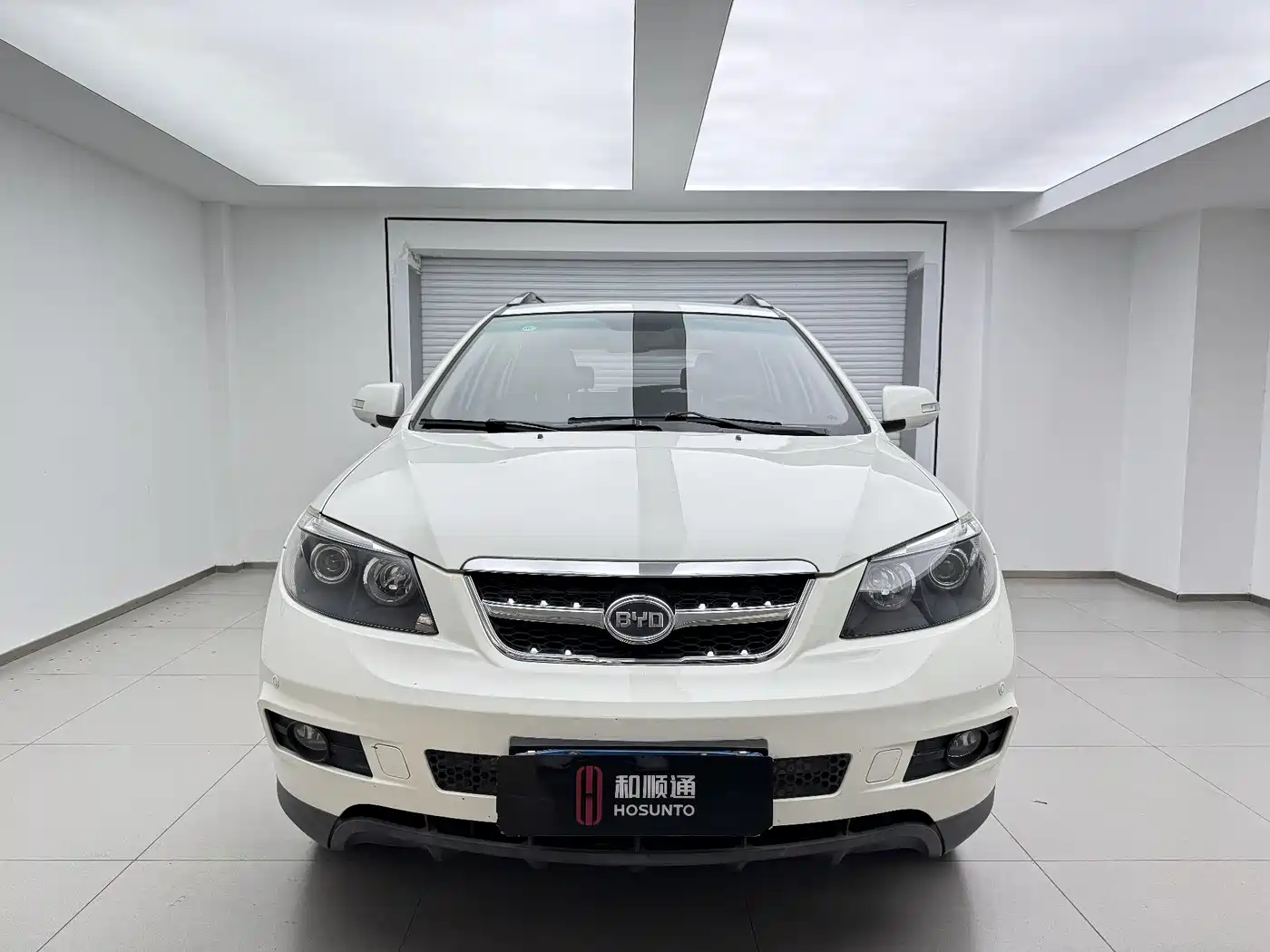 Фото 2 - BYD S6