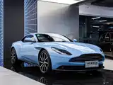 Фото 16 - Aston Martin DB11