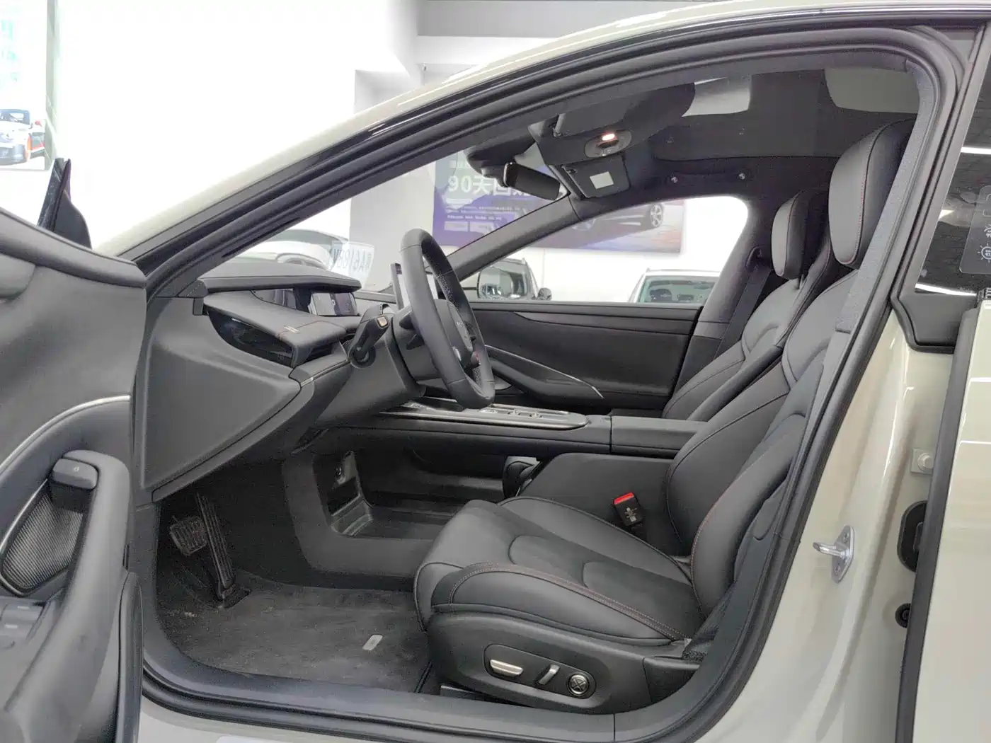 Xiaomi Auto Xiaomi SU7 2024 RWD Long Range Intelligent Driving Edition фото 4