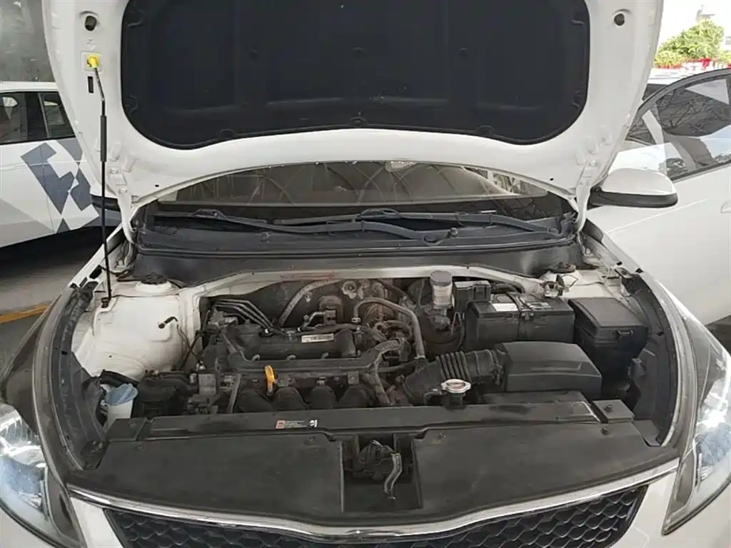 KIA K2