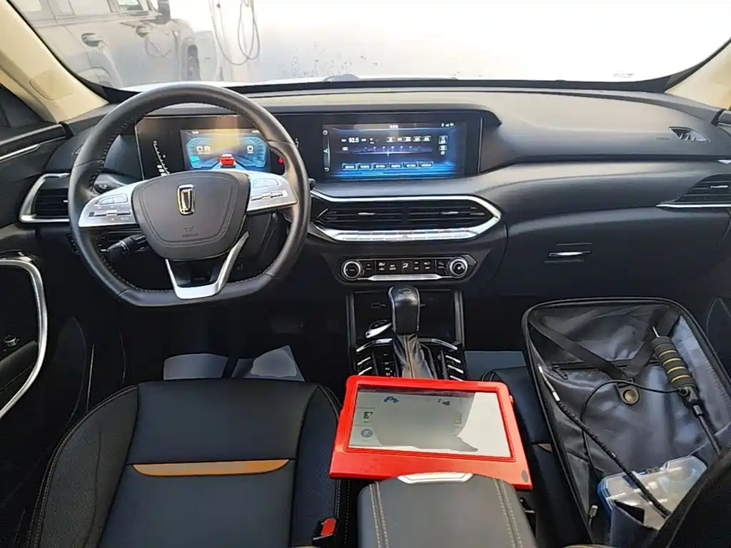 Besturn Bestune T77 2019 2019 230 TID Auto Luxury China VI