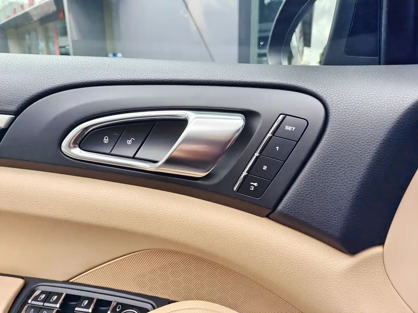 Porsche Cayenne 2014 Cayenne Platinum Edition 3.0T фото 13