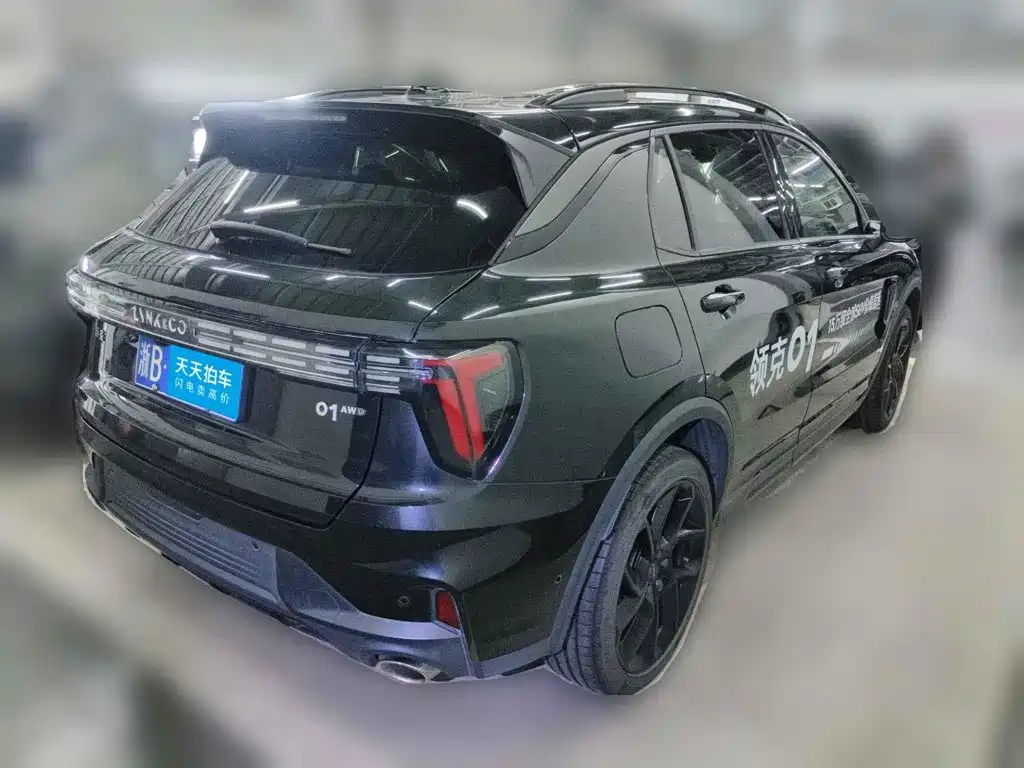Lynk & Co 01 2024 2024 2.0TD 4WD Night Edition