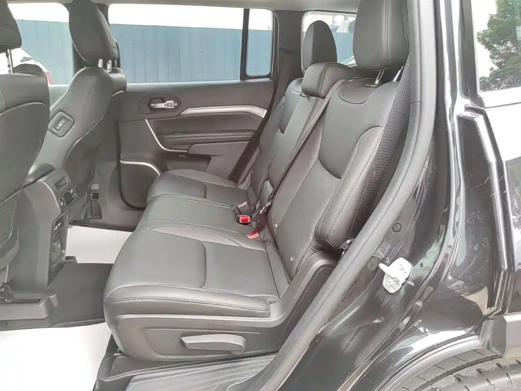 JEEP GRAND COMMANDER