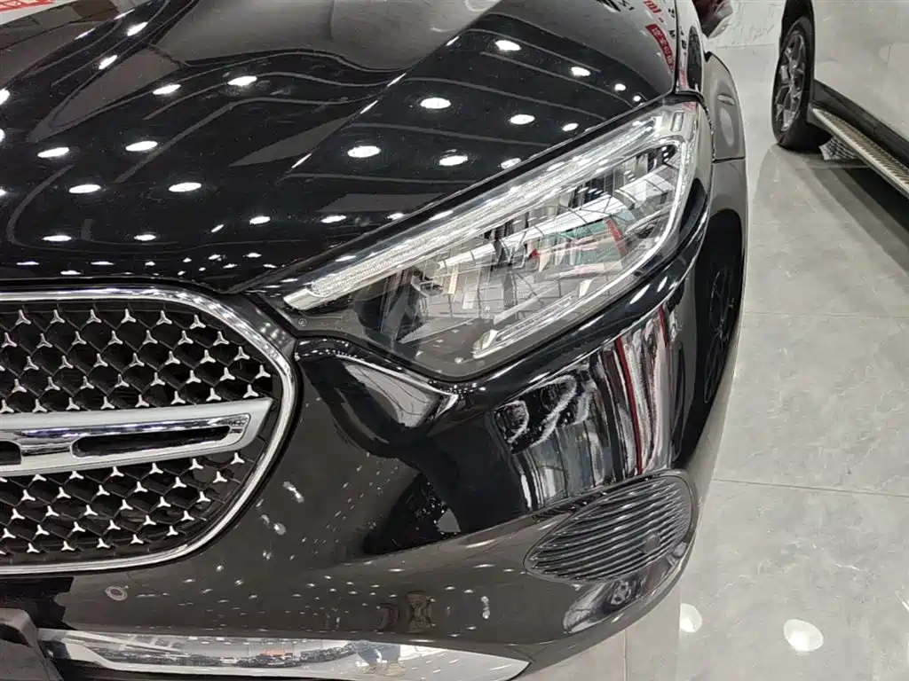 Mercedes-Benz GLC 2023 Facelift GLC 260 L 4MATIC Sport 5-Seater фото 24