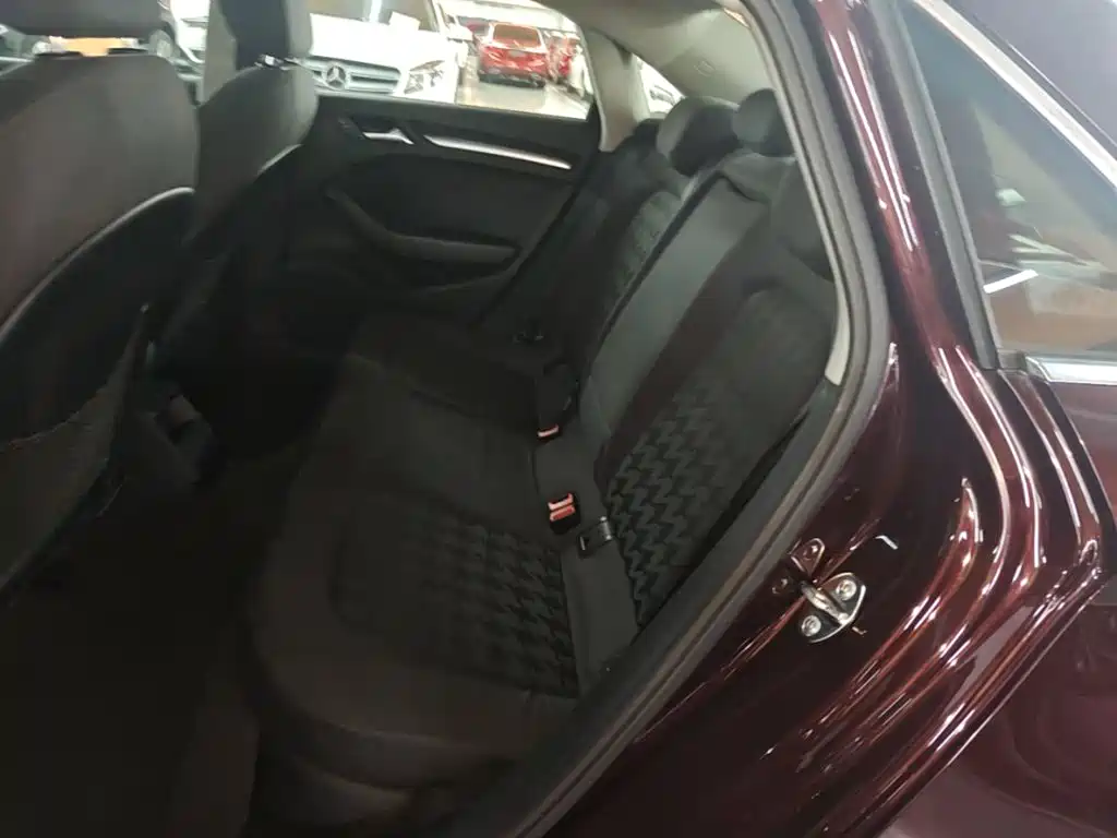 Фото 10 - Audi A3