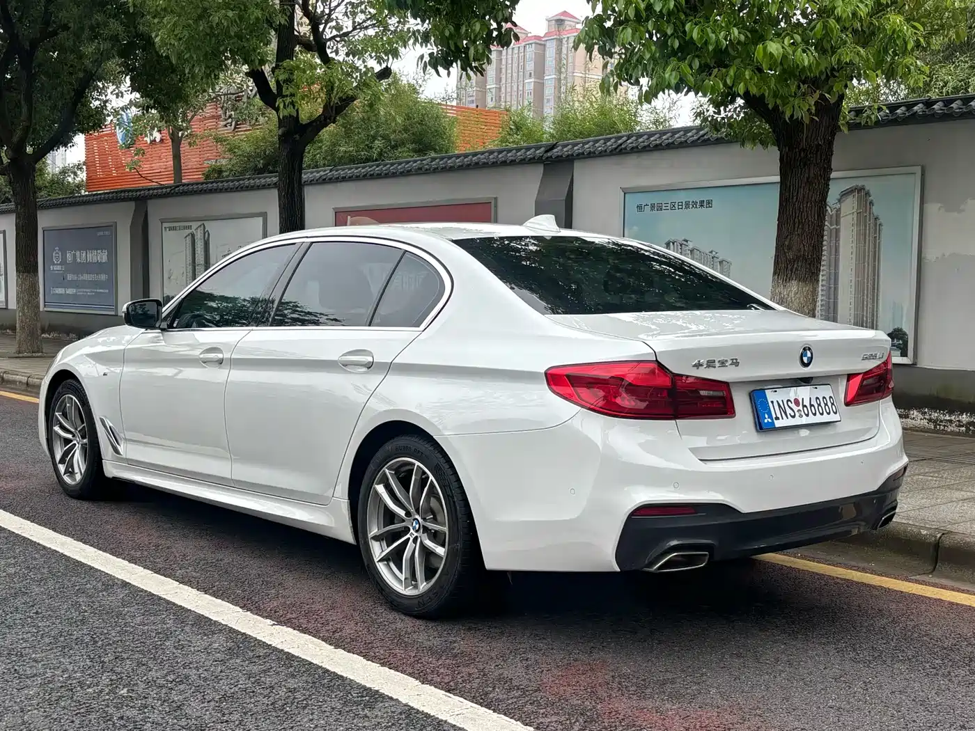 BMW 5 Series 2020 525Li M Sport Package фото 4