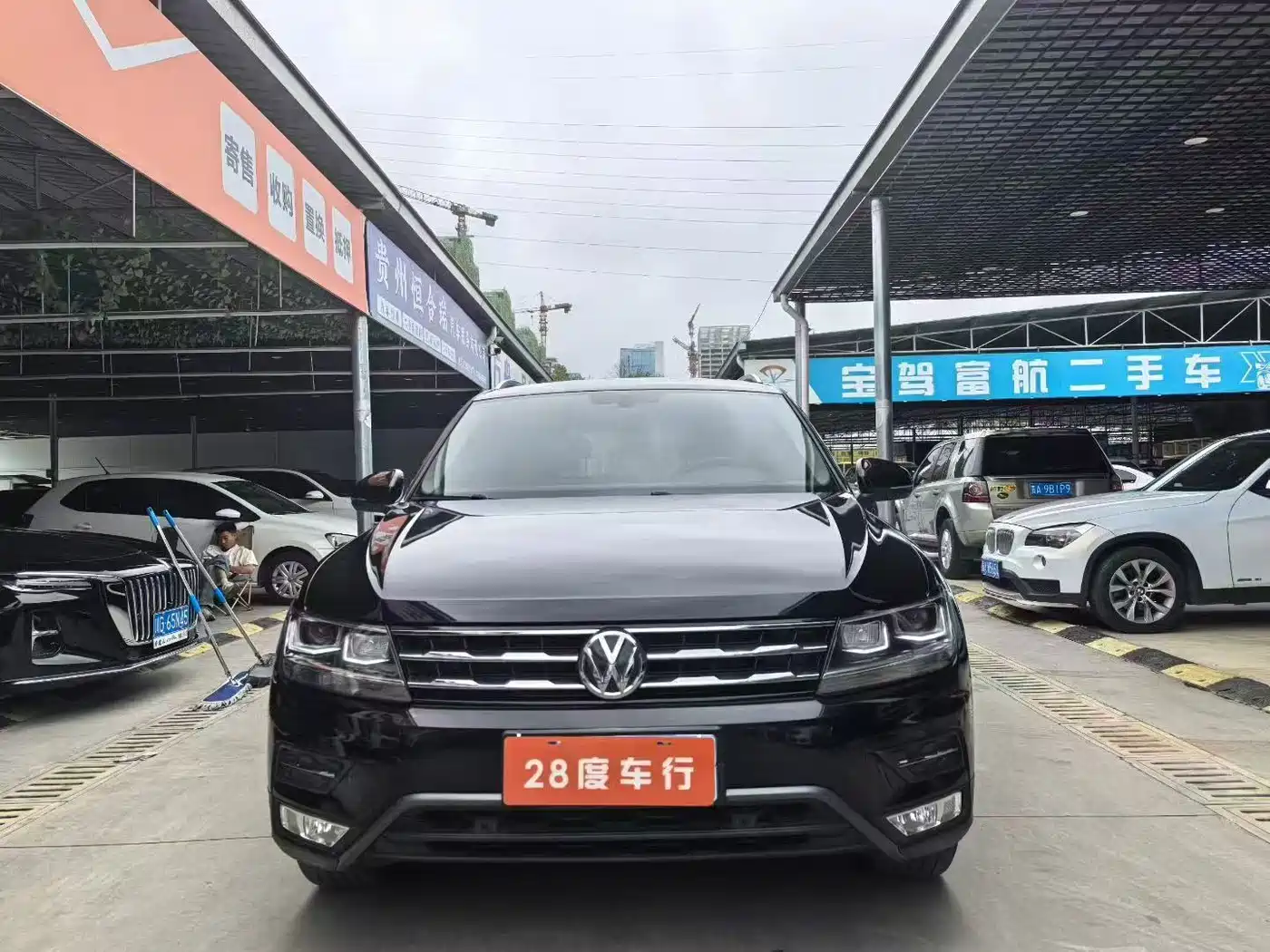 Volkswagen Tiguan L 2020 330TSI Auto 2WD Smart Luxury China VI фото 2