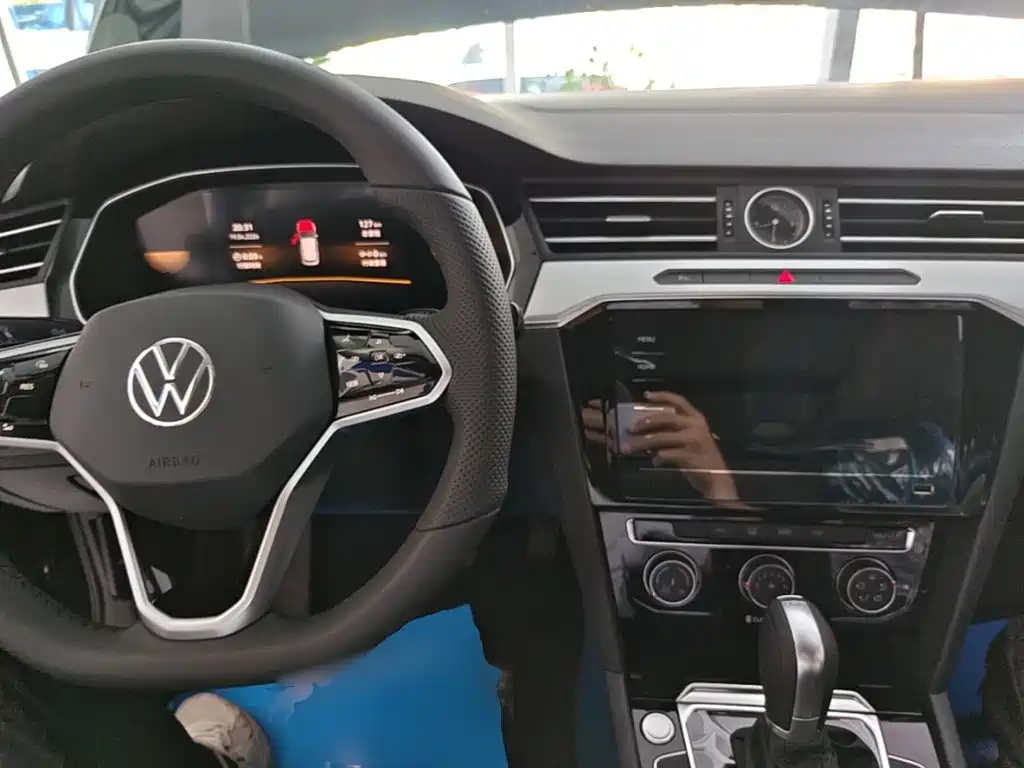 Volkswagen Magotan 2026 2025 Popular Edition 280TSI DSG Comfort
