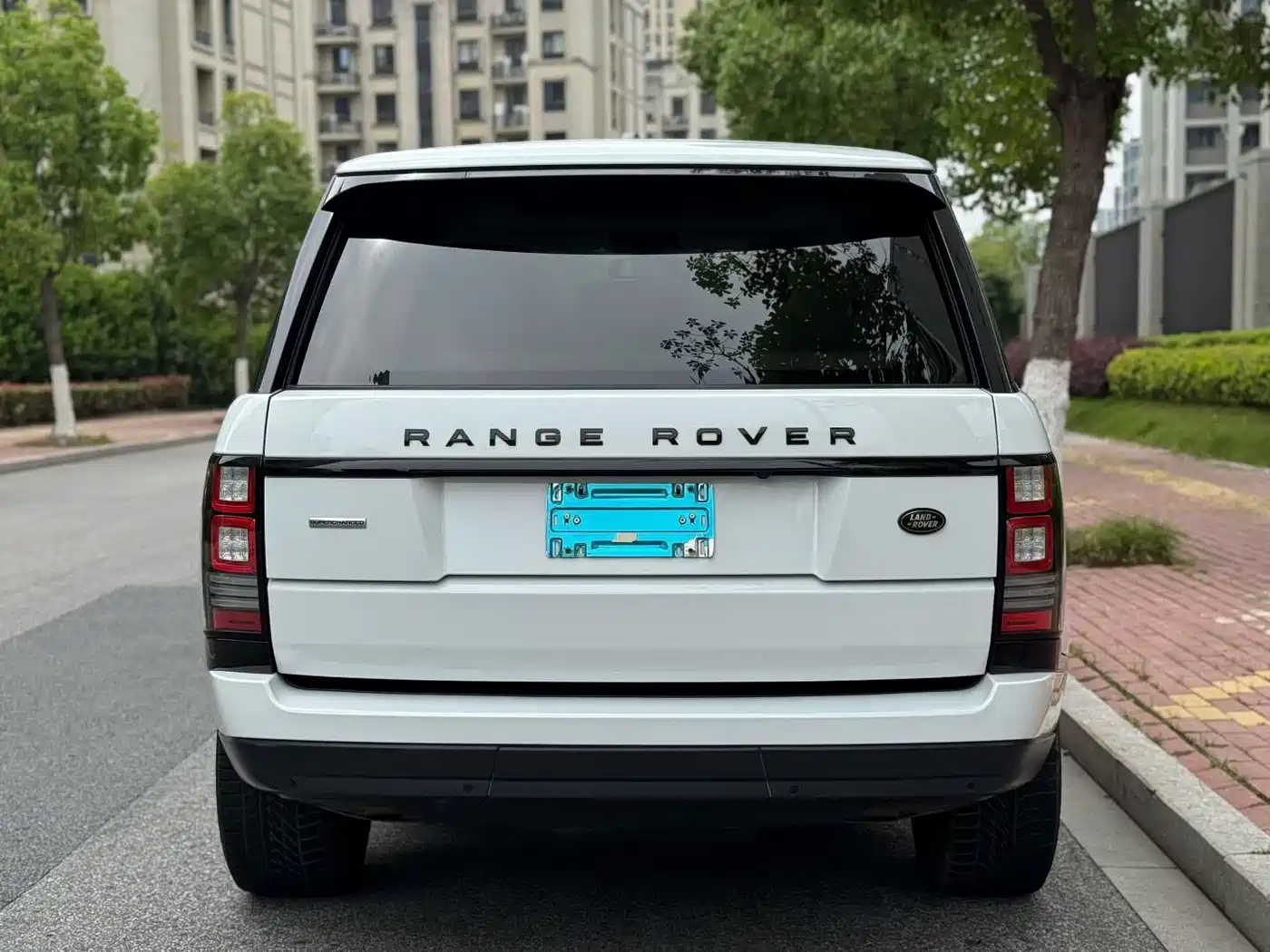 Land Rover Range Rover 2013 NA 5.0 V8 Vogue SE фото 13