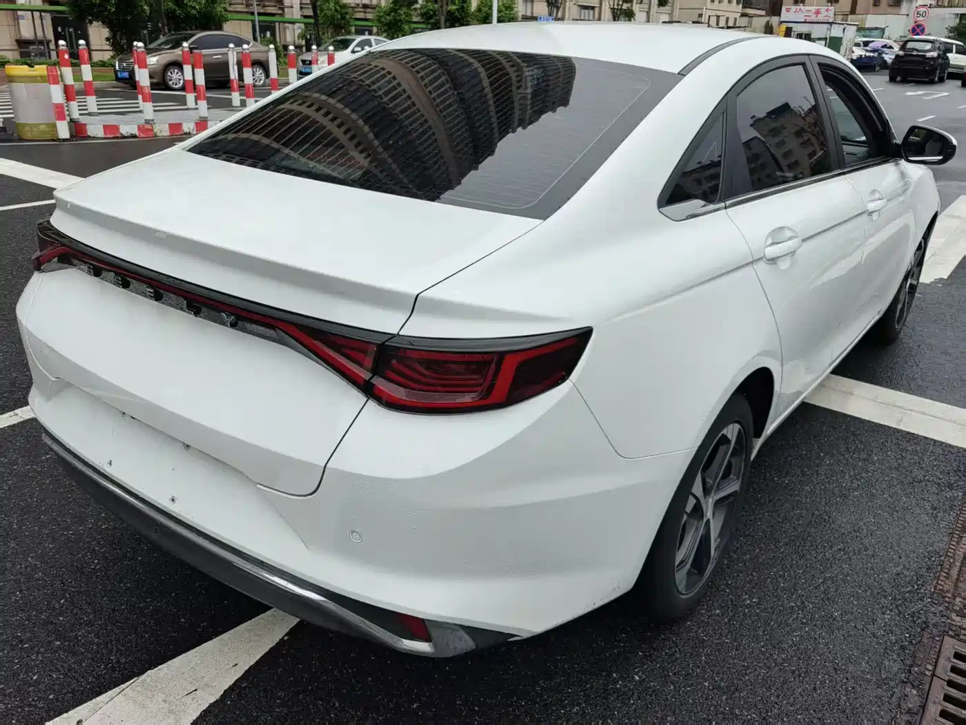 Geely Emgrand L 2022 2022 1.4T CVT Flagship