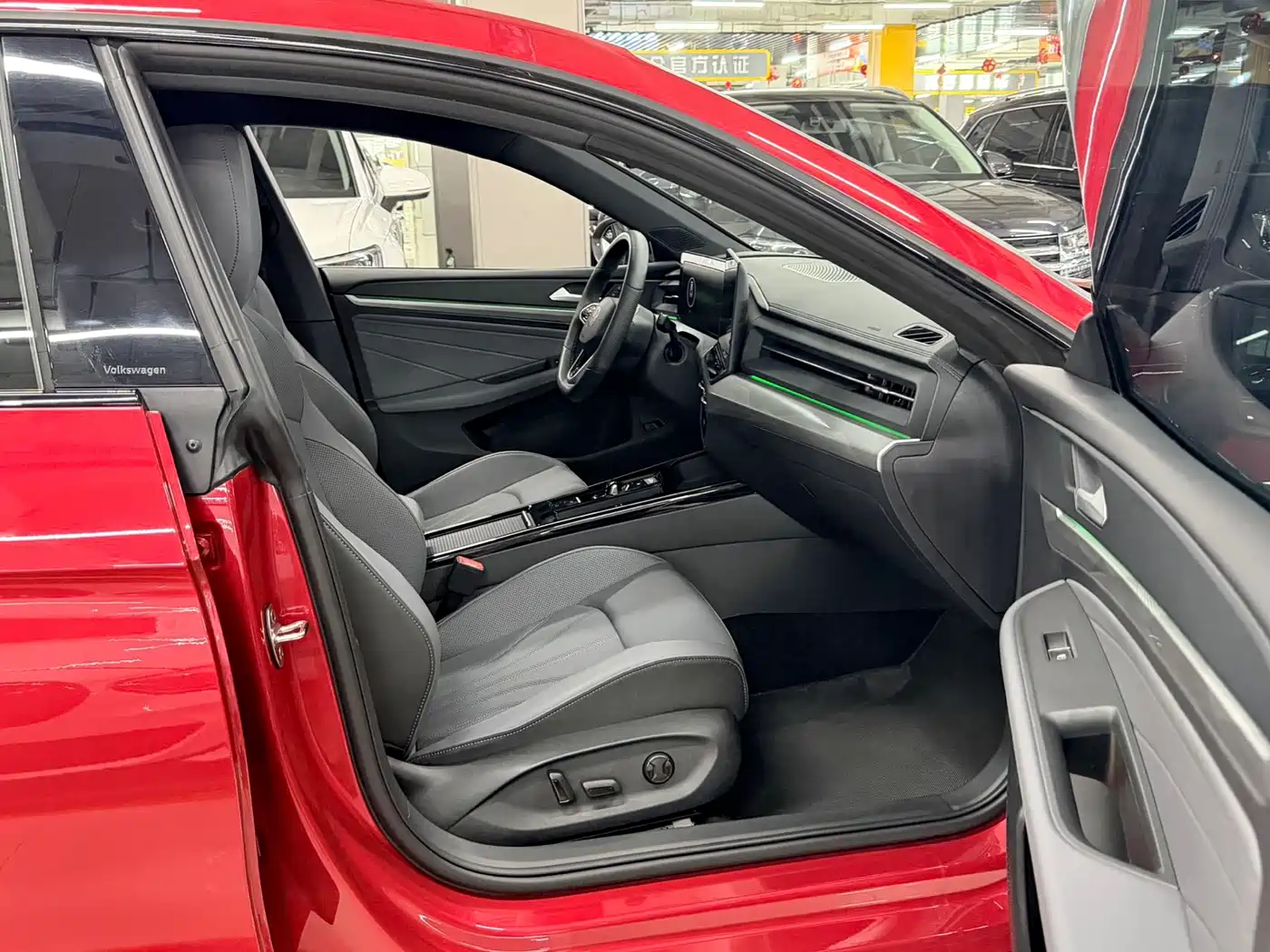 Volkswagen Lamando 2025 2025 Lamando L 2.0T Base