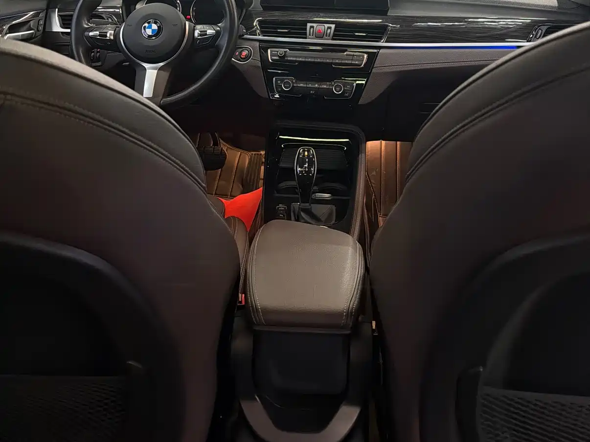 BMW X1 2021 xDrive25Li Exclusive фото 14