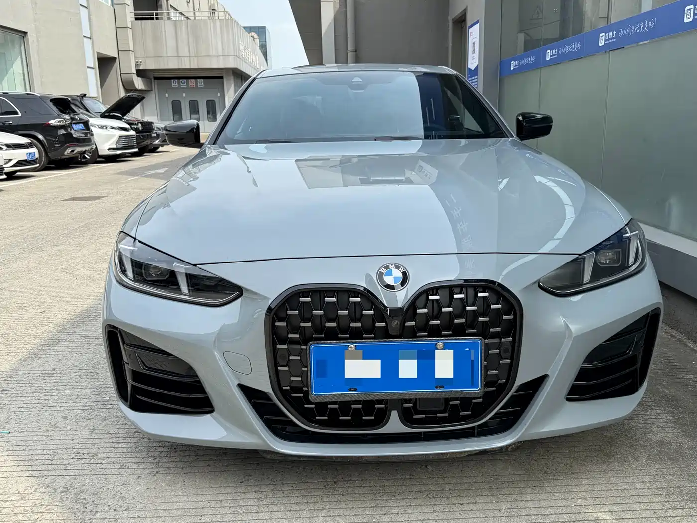 BMW 4 Series 2024 430i M Sport Shadow Edition фото 2