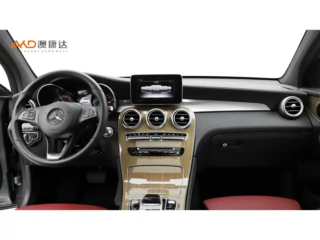 Mercedes-Benz GLC Coupe 2019 GLC 260 4MATIC Coupe SUV фото 5