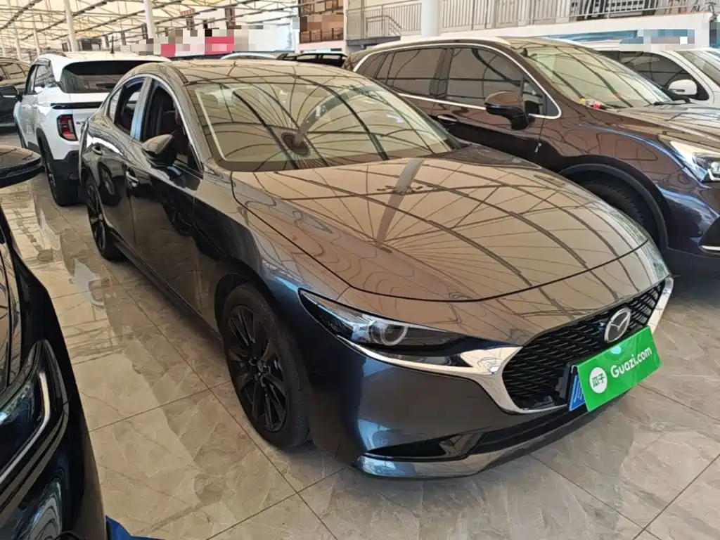 2025 Mazda Mazda3 Axela