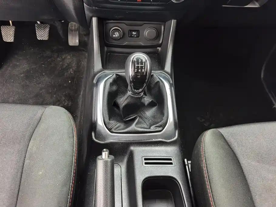 Changan Oshan Changan Oushang X70A 2018 2018 1.5L Manual Comfort