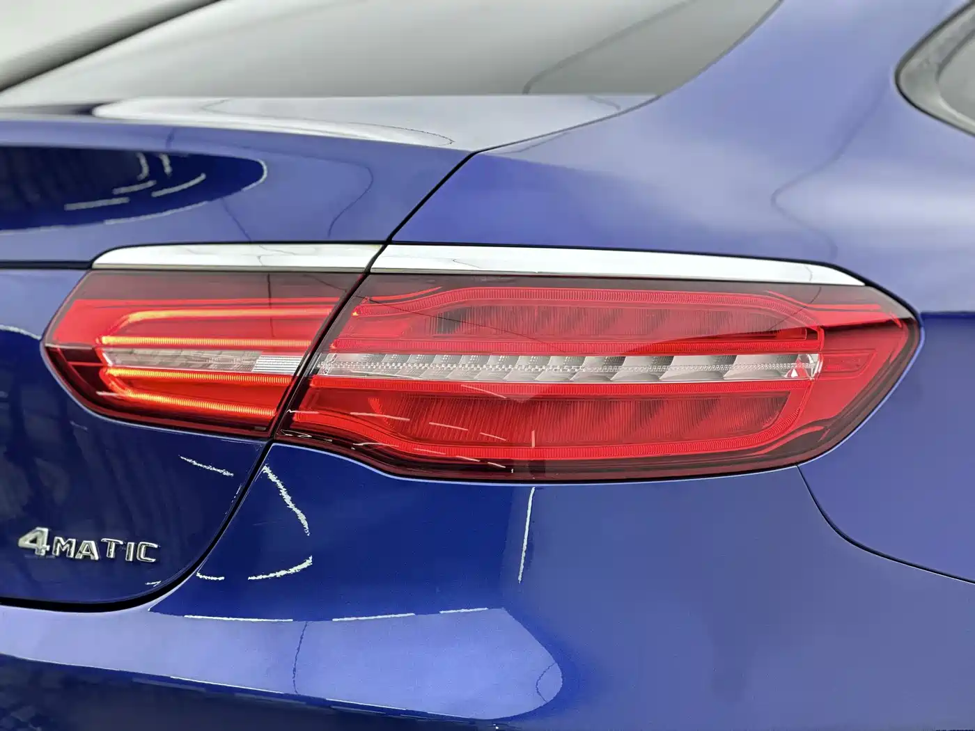 Mercedes-Benz GLC Coupe 2018 GLC 200 4MATIC Coupe SUV фото 11