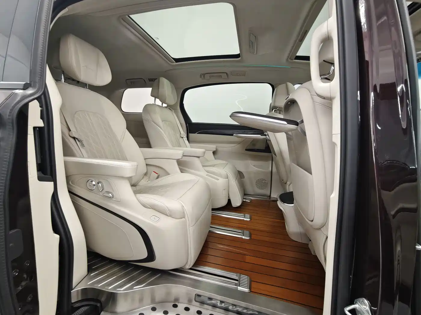 Фото 20 - Buick GL8
