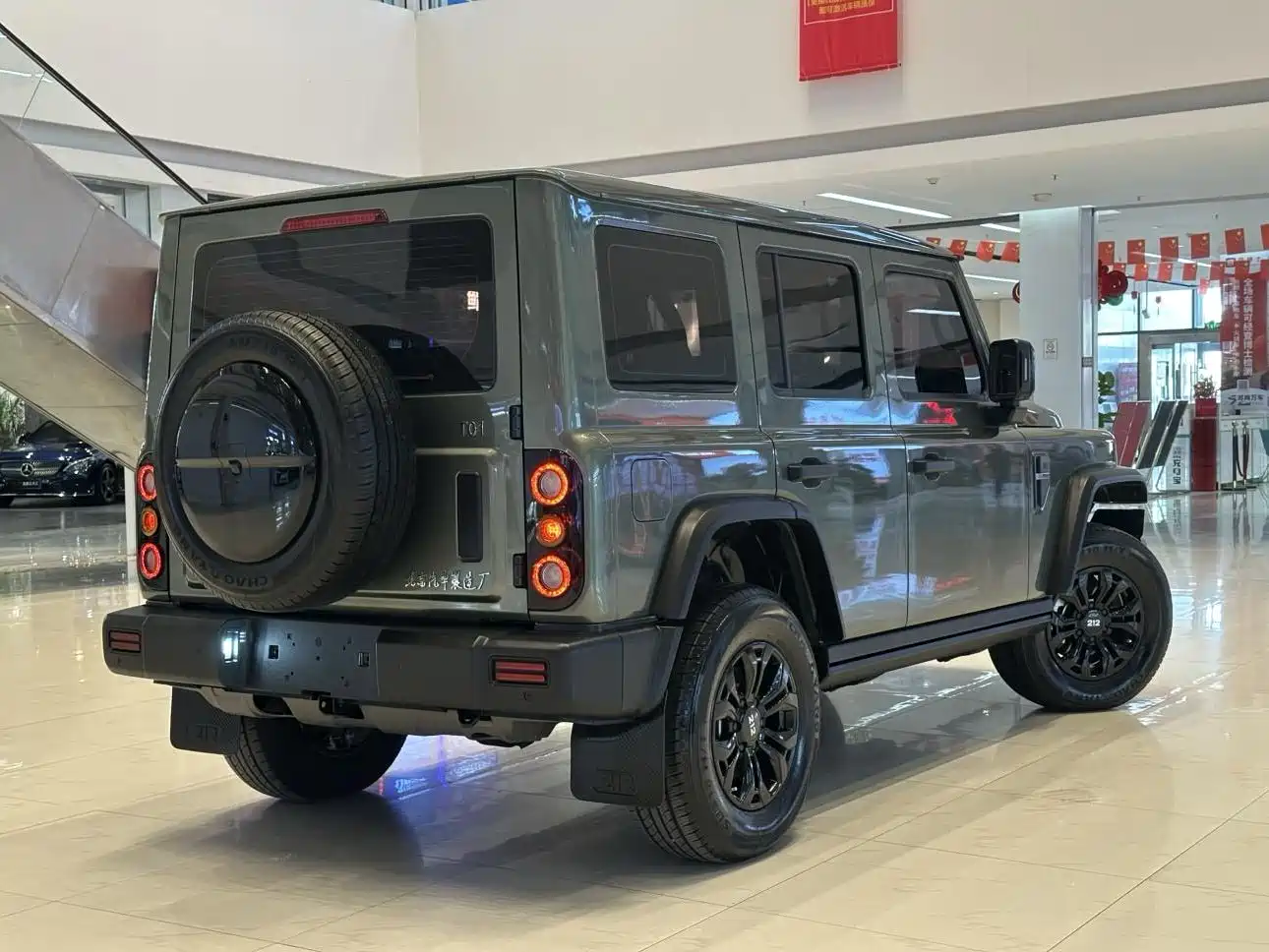 212 T01 2024 2024 2.0T Explorer