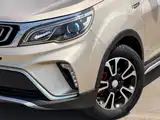 Фото 3 - Geely Vision X3