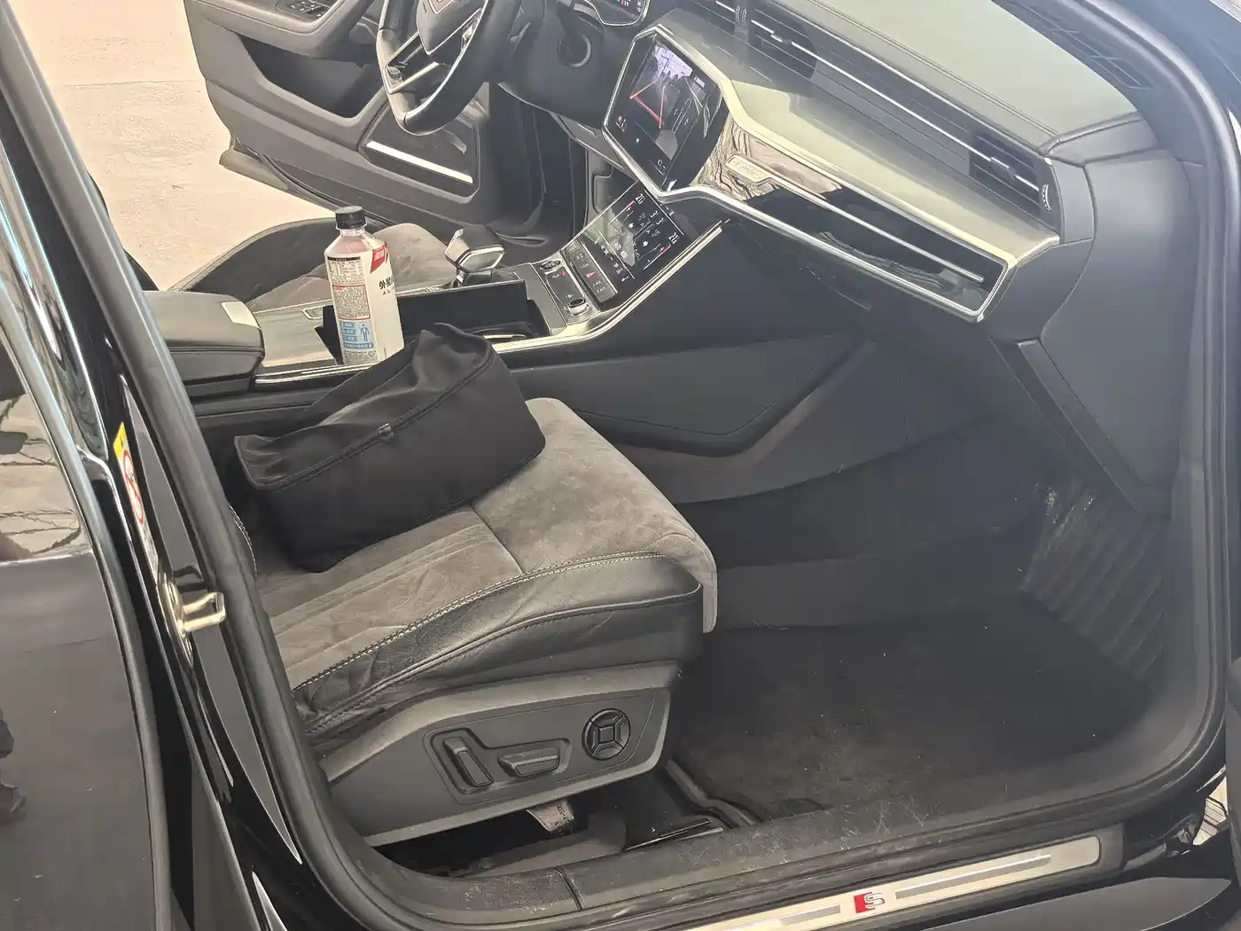 Photo 12 - Audi A6L
