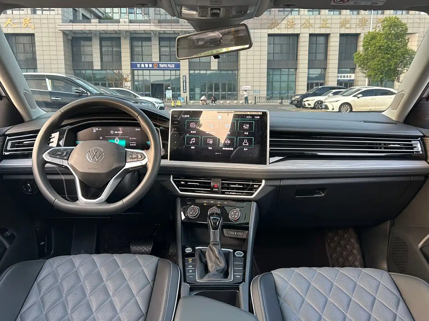 Volkswagen Sagitar 2025 2025 300TSI DSG Surpass Edition