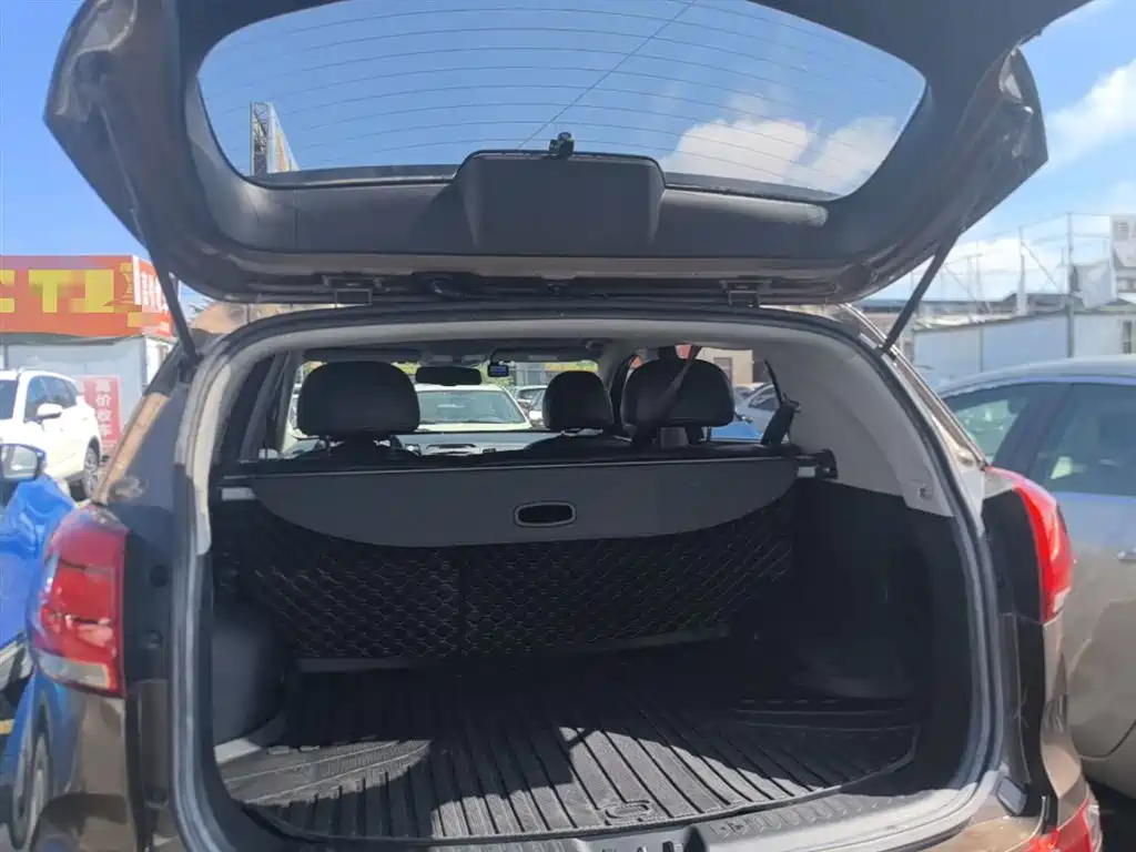 Kia Sportage 2016 2.0L Automatic 2WD GLS фото 19