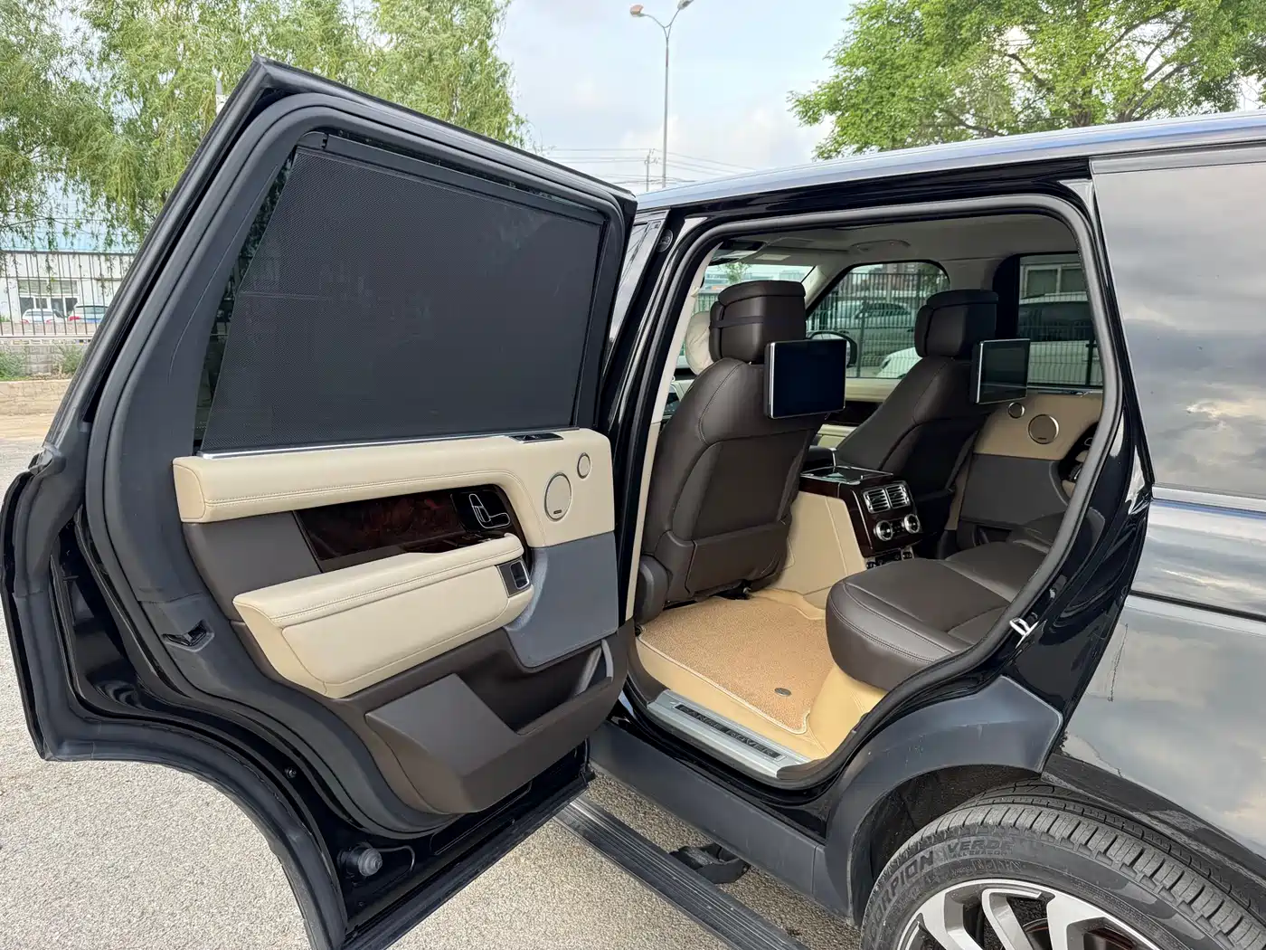 LAND ROVER RANGE ROVER