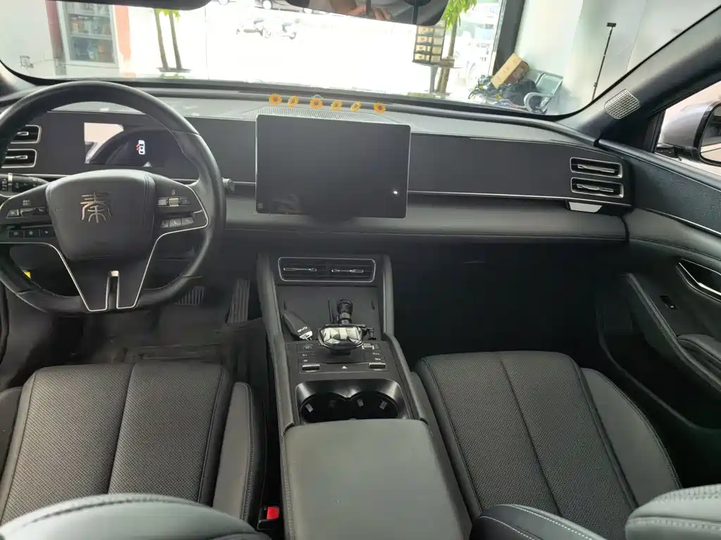 BYD Qin L 2024 2024 DM-i 120KM Leading