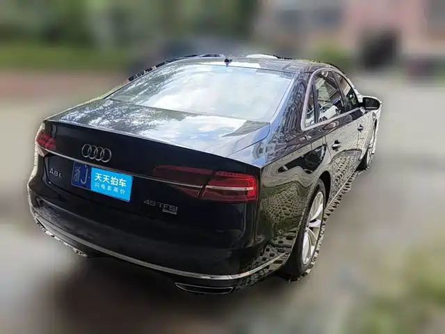 Audi A8 2014 Model A8L 40 hybrid — фото 5