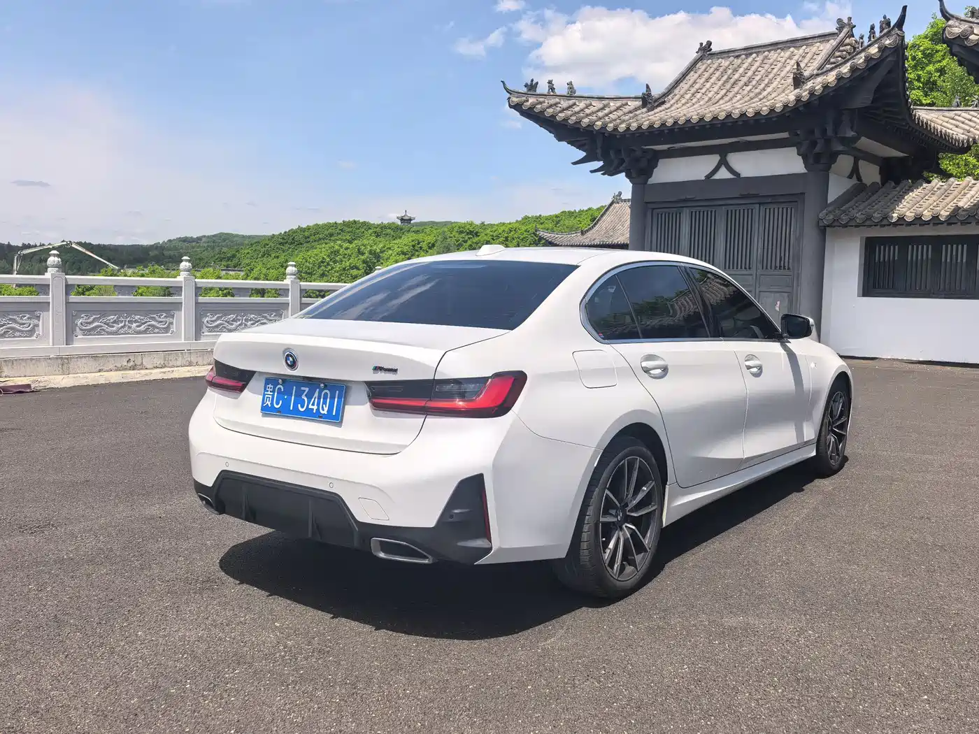 BMW 3 Series 2023 320Li M Sport Package фото 4