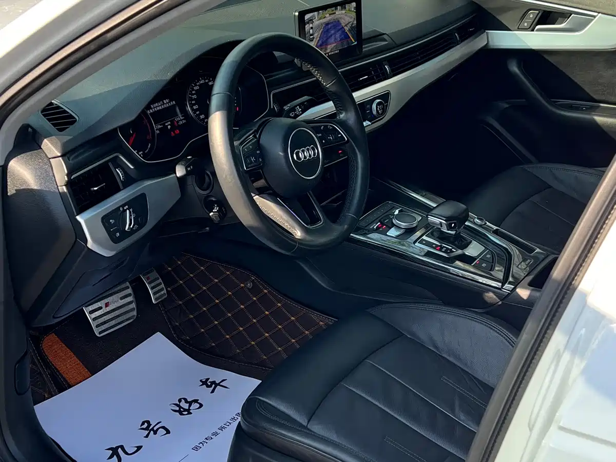 Audi A4L 2018 30th Anniversary 40 TFSI Fashion фото 4