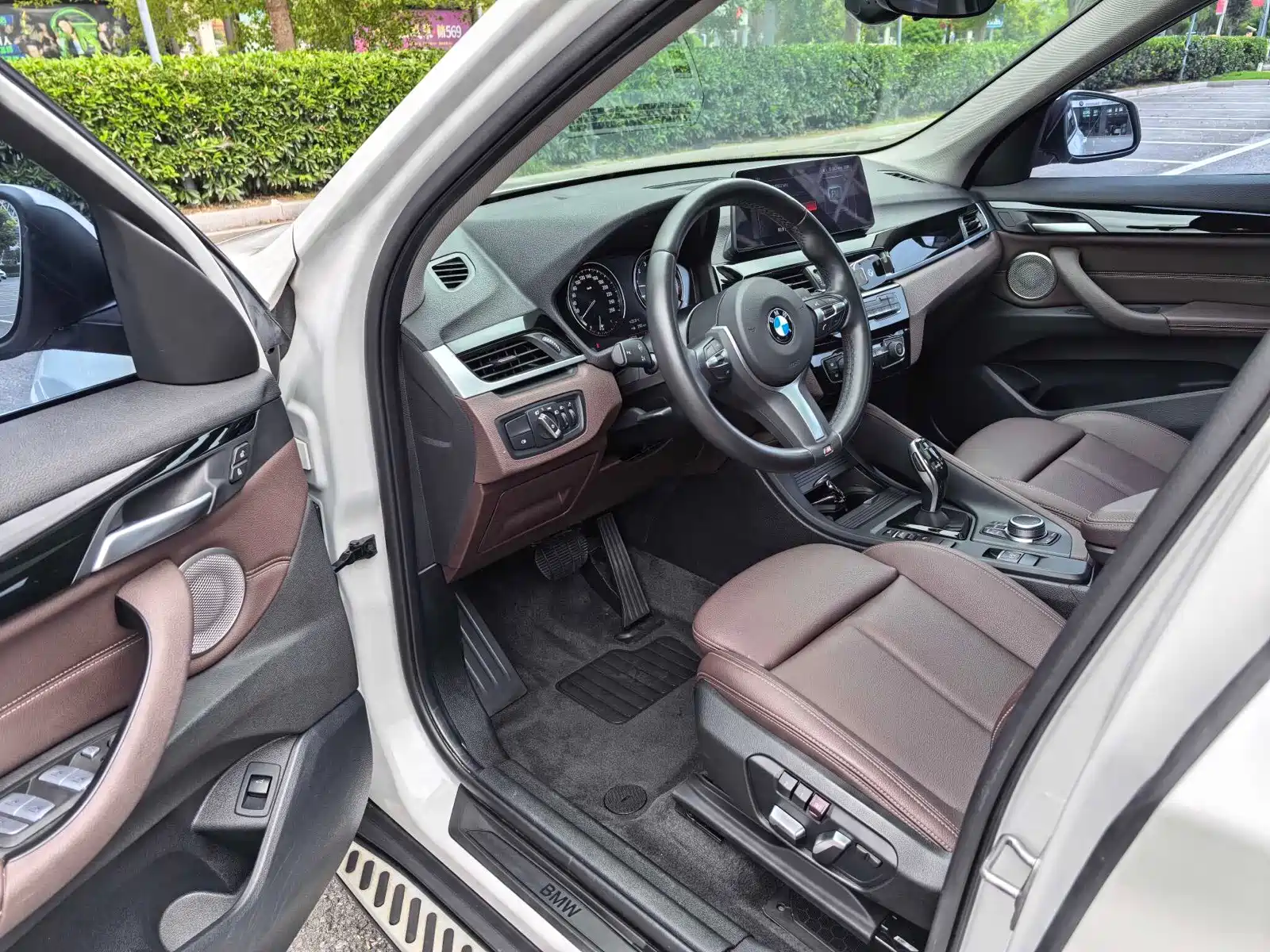 Фото 9 - BMW X1