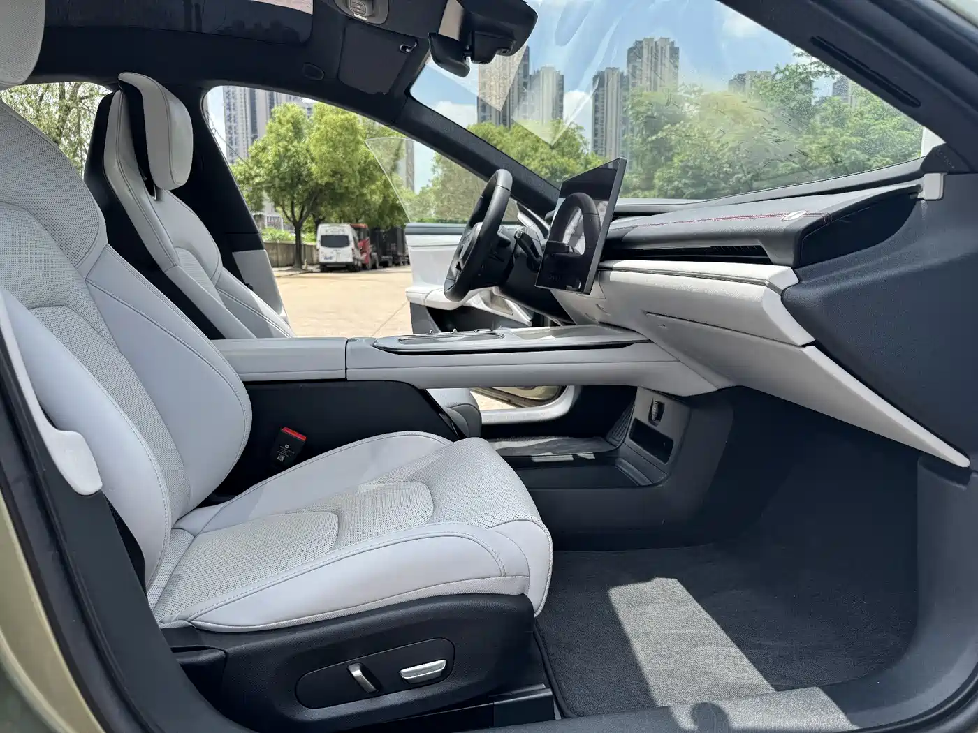 Xiaomi Auto Xiaomi SU7 2024 RWD Standard Founder's Edition фото 8