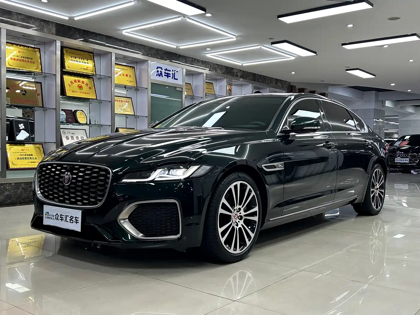 Jaguar XFL 2022 XFL 2.0T P250 2WD Premium Luxury